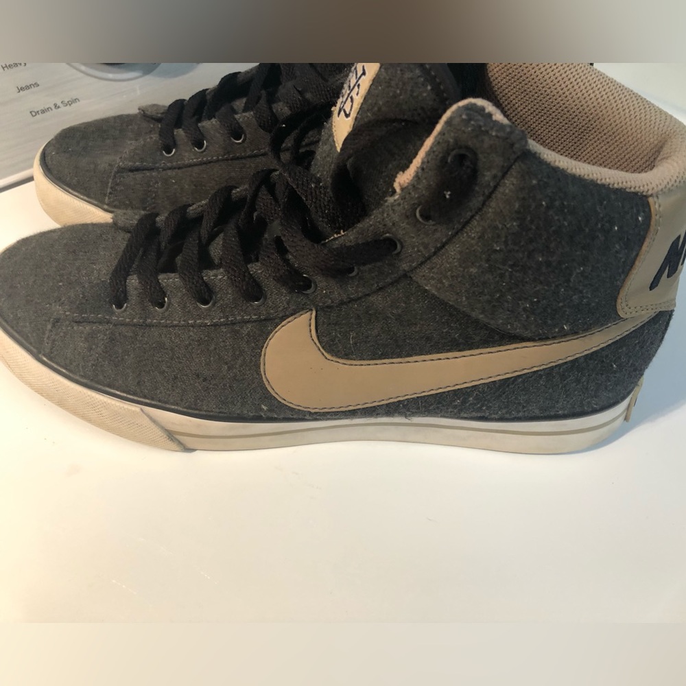 Nike Blazer textile sneakers sz 9.5
